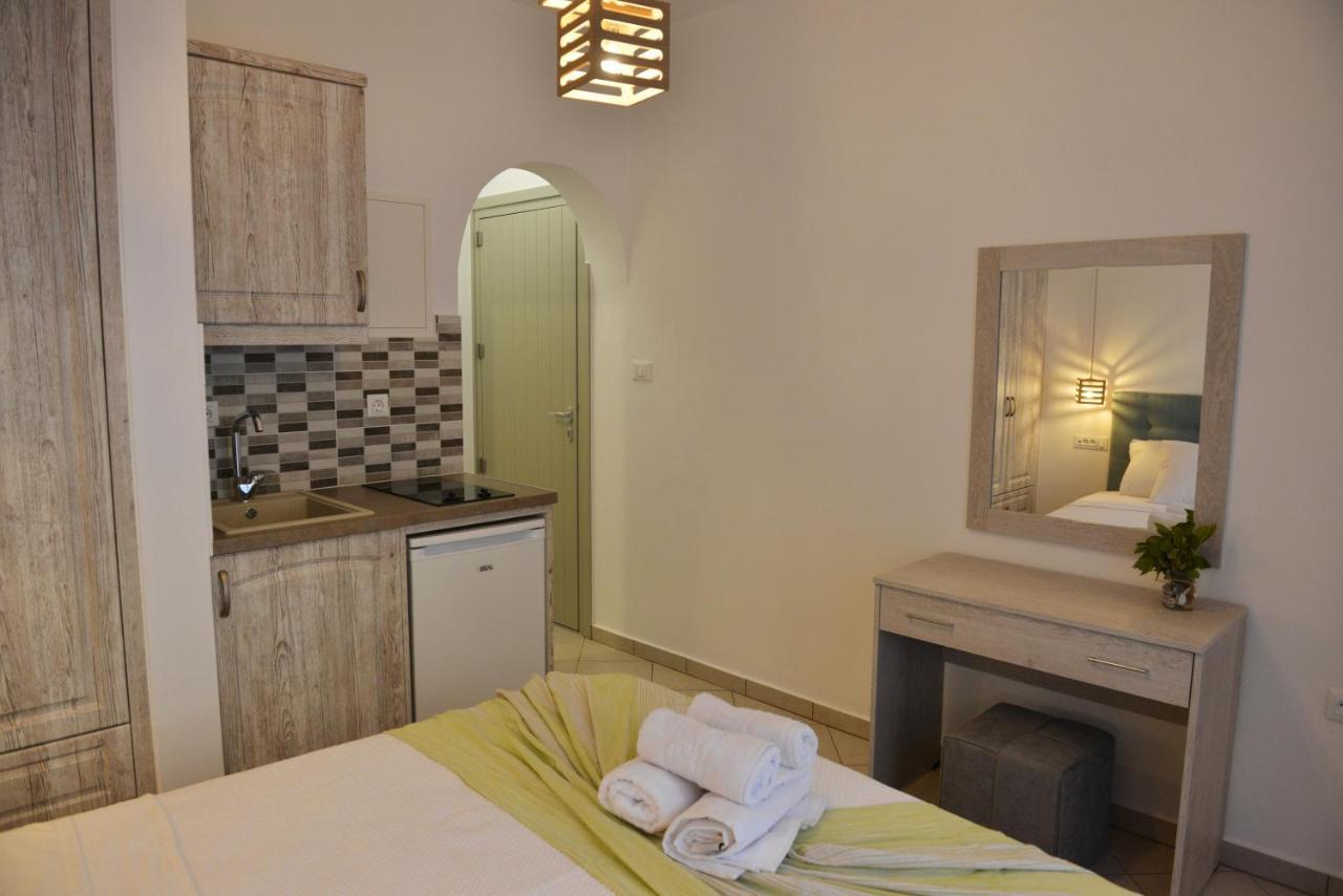 Delfinaki Boutique Apartments Lionas Beach ,Naxos Exterior foto